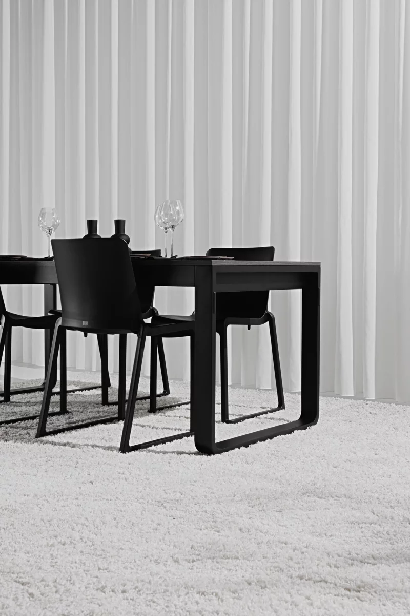 Dinnertisch Flow schwarz 230x80x74cm outdoor