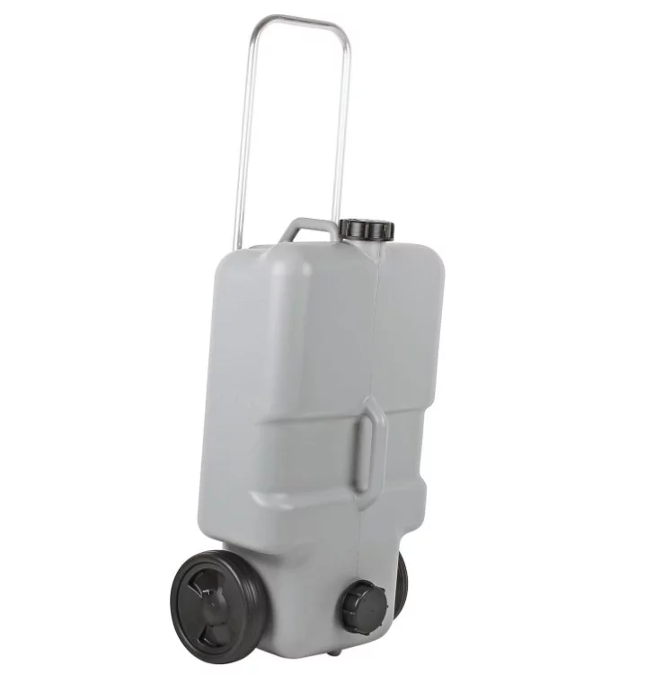 Abwasserkanister rollbar zu Kombidämpfer