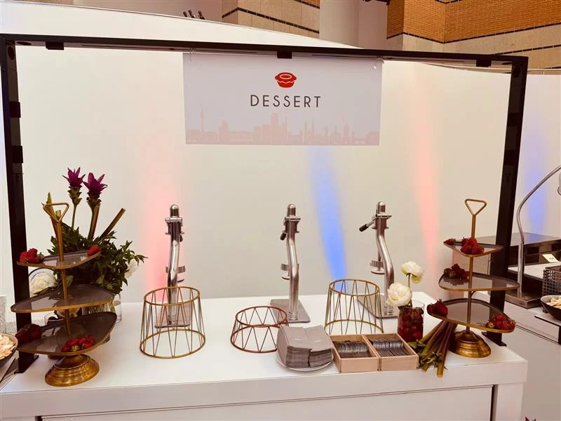 Odo Dekorahmen schwarz